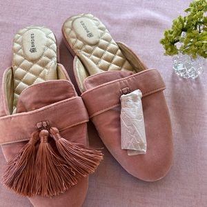 NWOB Birdies Pink Slip On